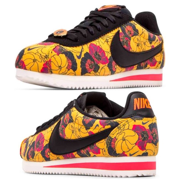 🆕Nike Classic Cortez LX Gold/Floral Sneakers - Picture 2 of 8